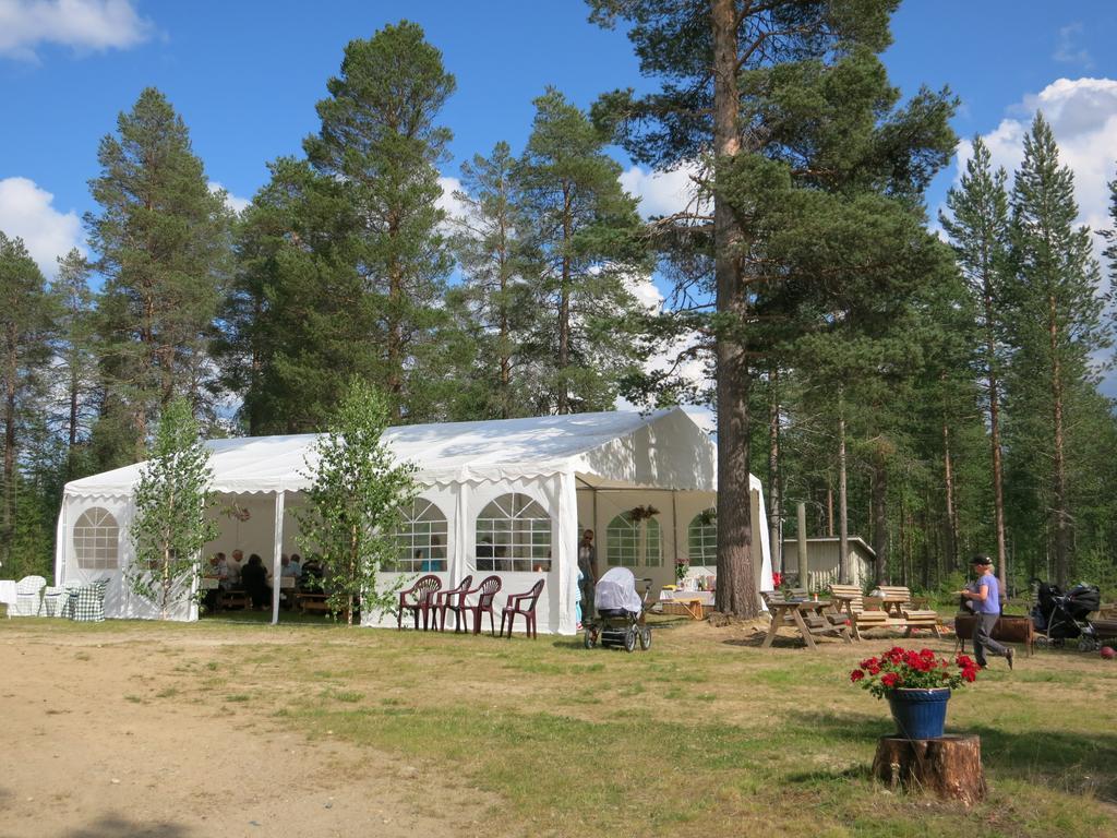 Готель Holiday Center Luppo Pyhatunturi Екстер'єр фото