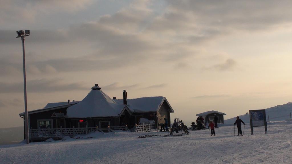 Готель Holiday Center Luppo Pyhatunturi Екстер'єр фото