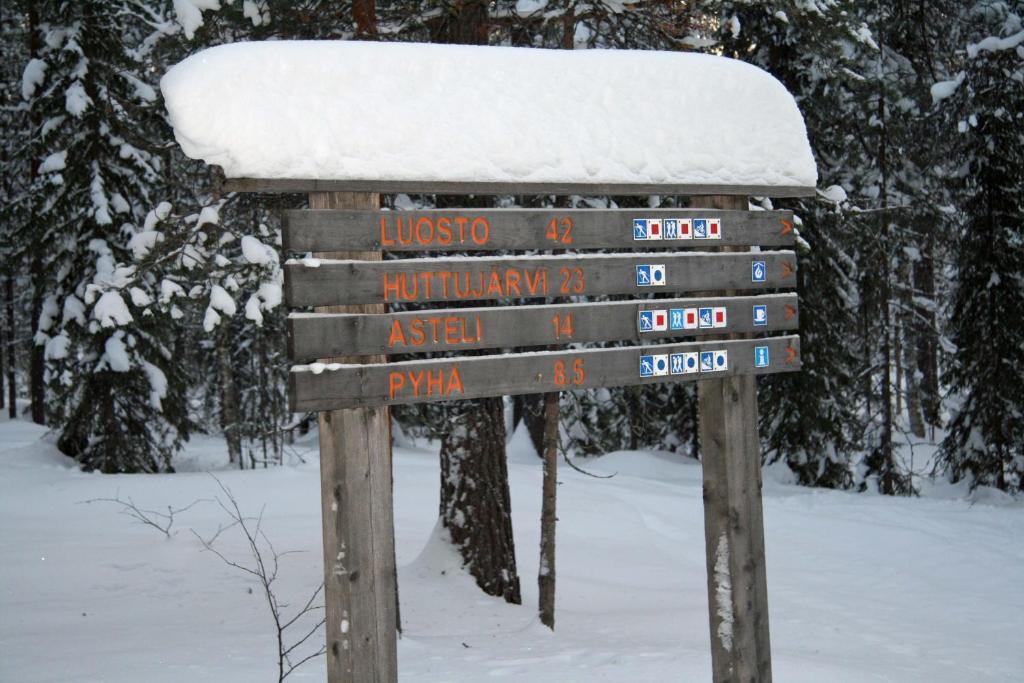 Готель Holiday Center Luppo Pyhatunturi Екстер'єр фото